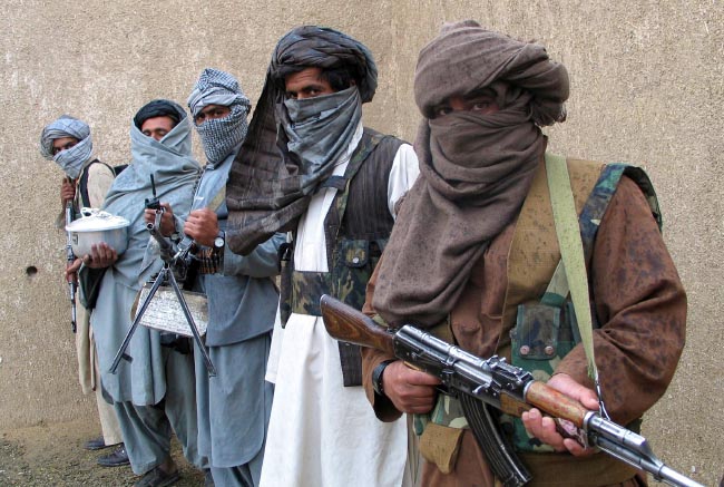 جنگ و صلح حکومت با گروه طالبان 